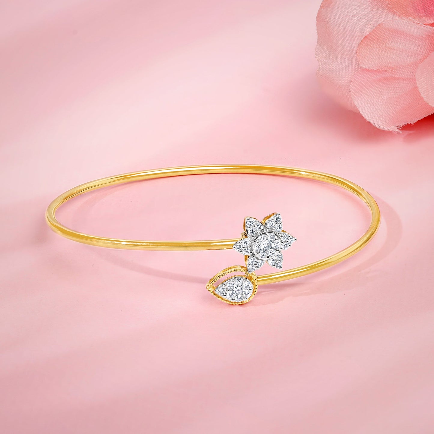 Gold Blumora Lab Grown Diamond Bangle Bracelet