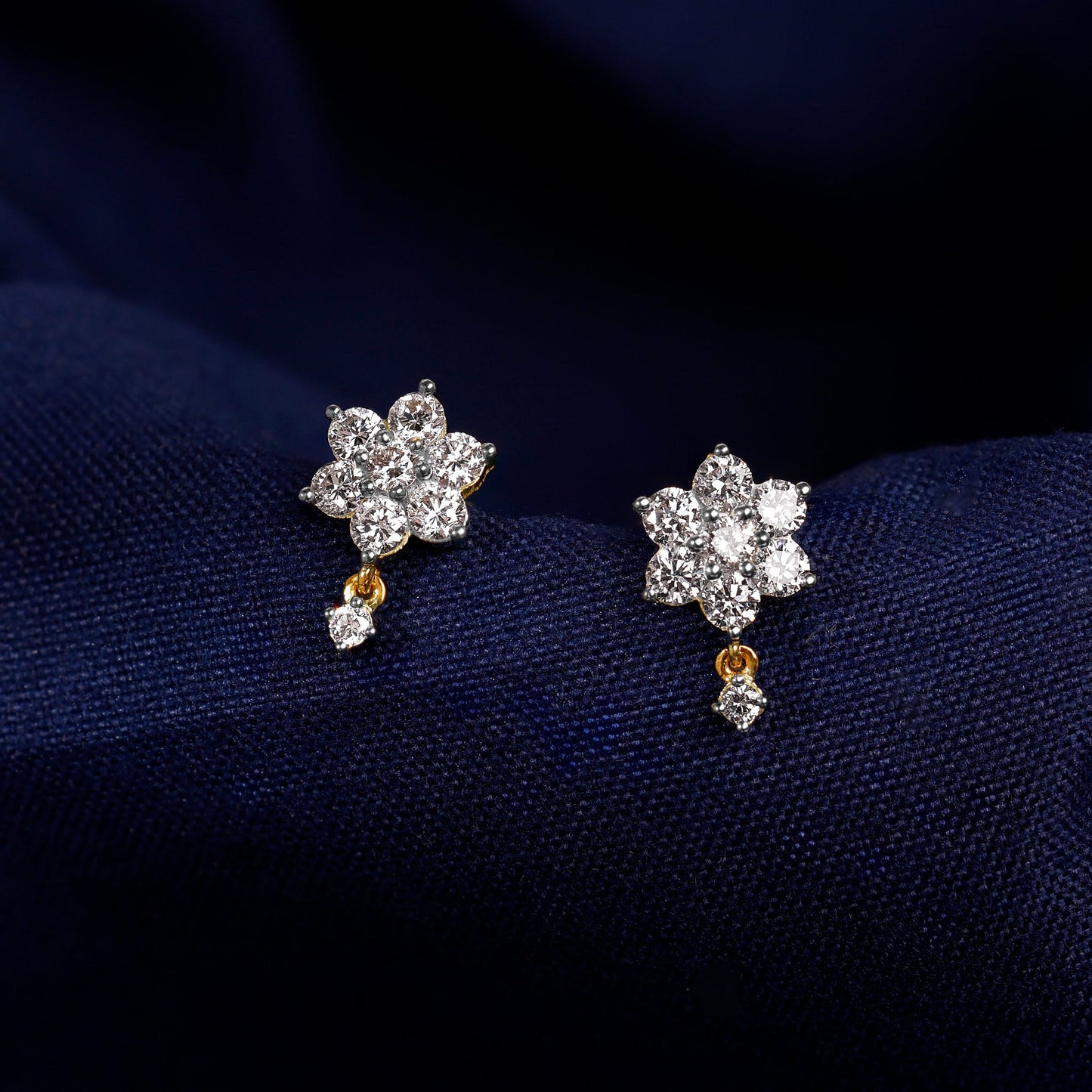 Gold Twinklebee Lab Grown Diamond Earrings