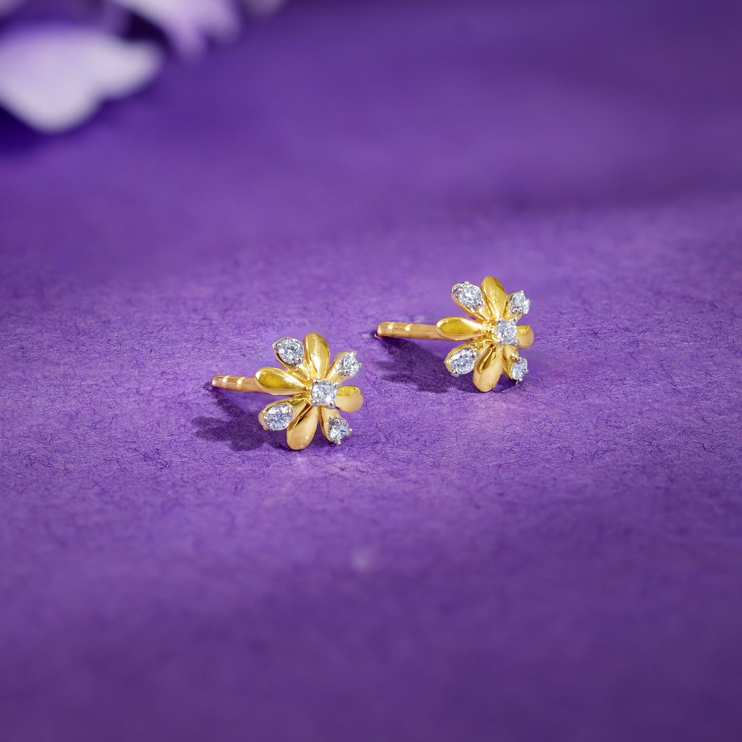 Gold Aster Diamond Earrings