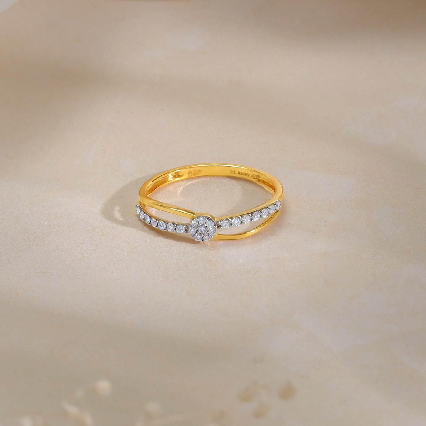 Gold Intertwined Spark Lab Grown Diamond Ring