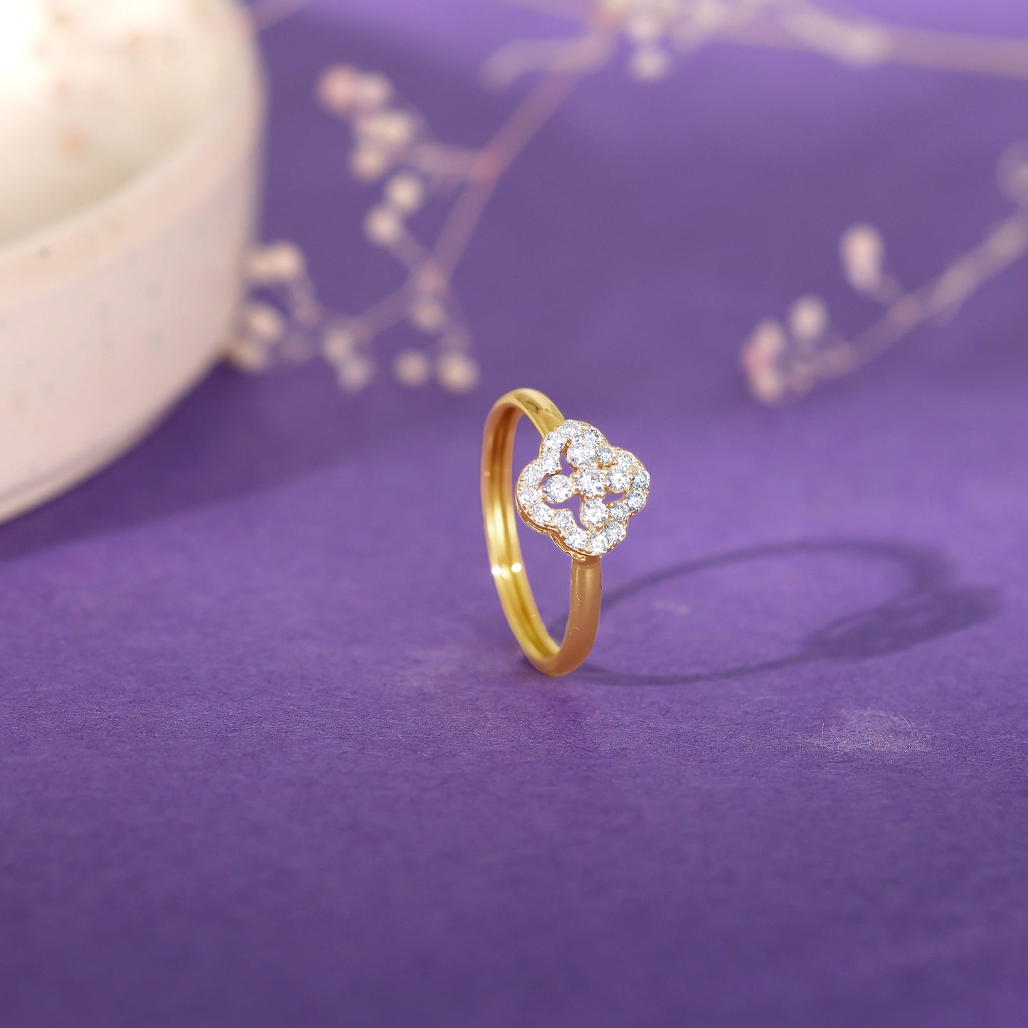 Gold Fleurir Diamond Ring