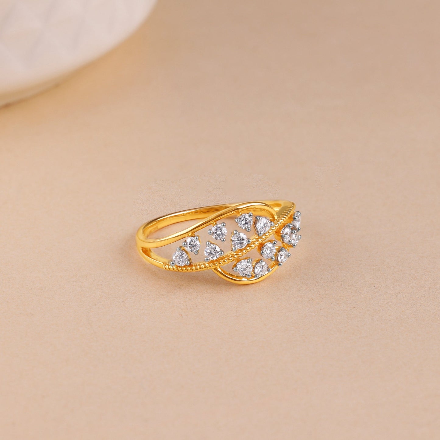 Gold Onda Lab Grown Diamond Ring
