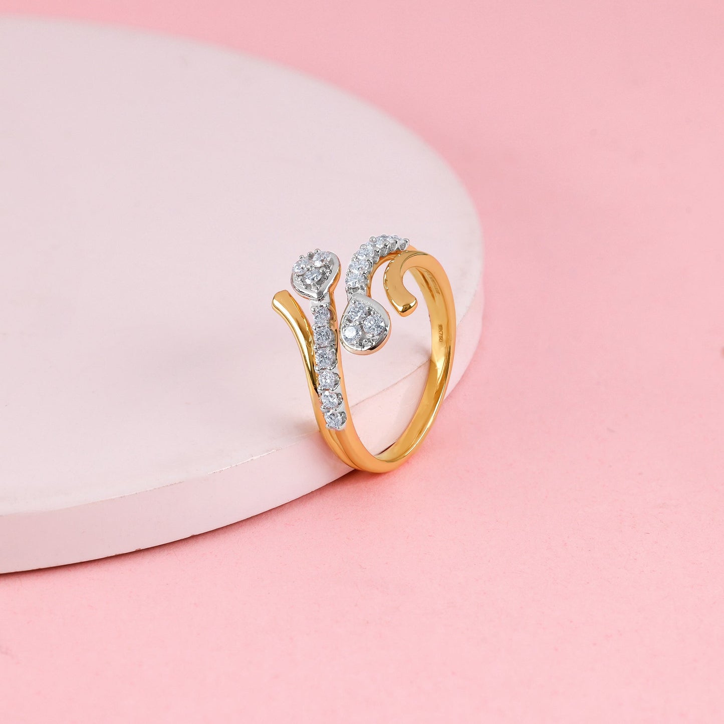 Gold Intersect Lab Grown Diamond Ring