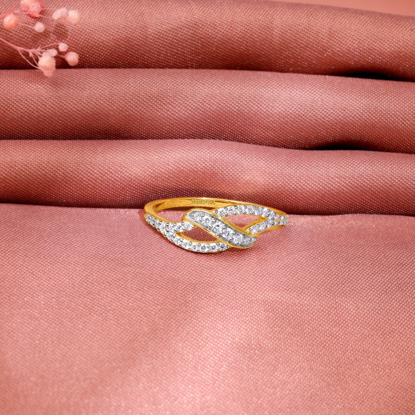 Gold Wavelock Lab Grown Diamond Ring