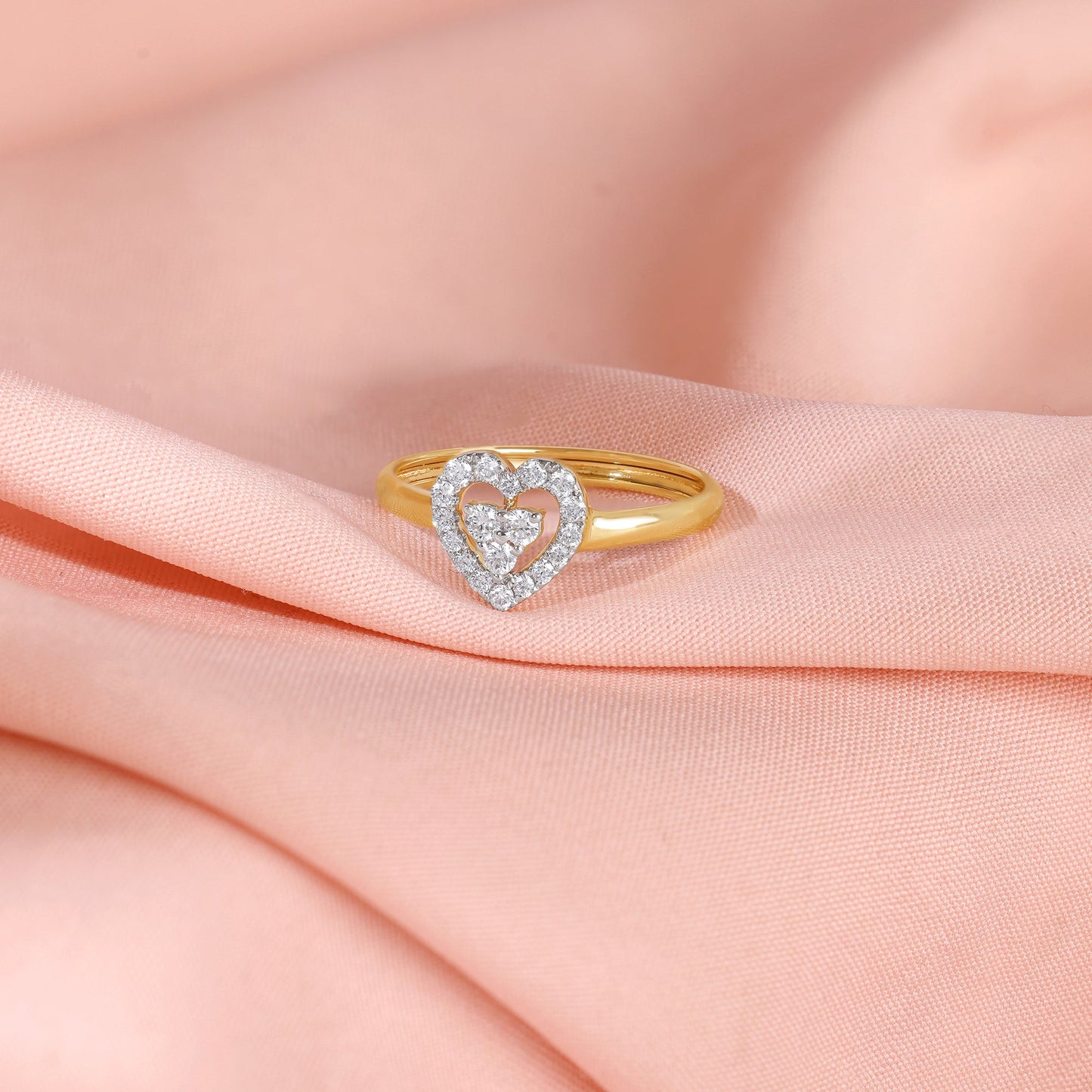 Gold Dil Lab Grown Diamond Ring