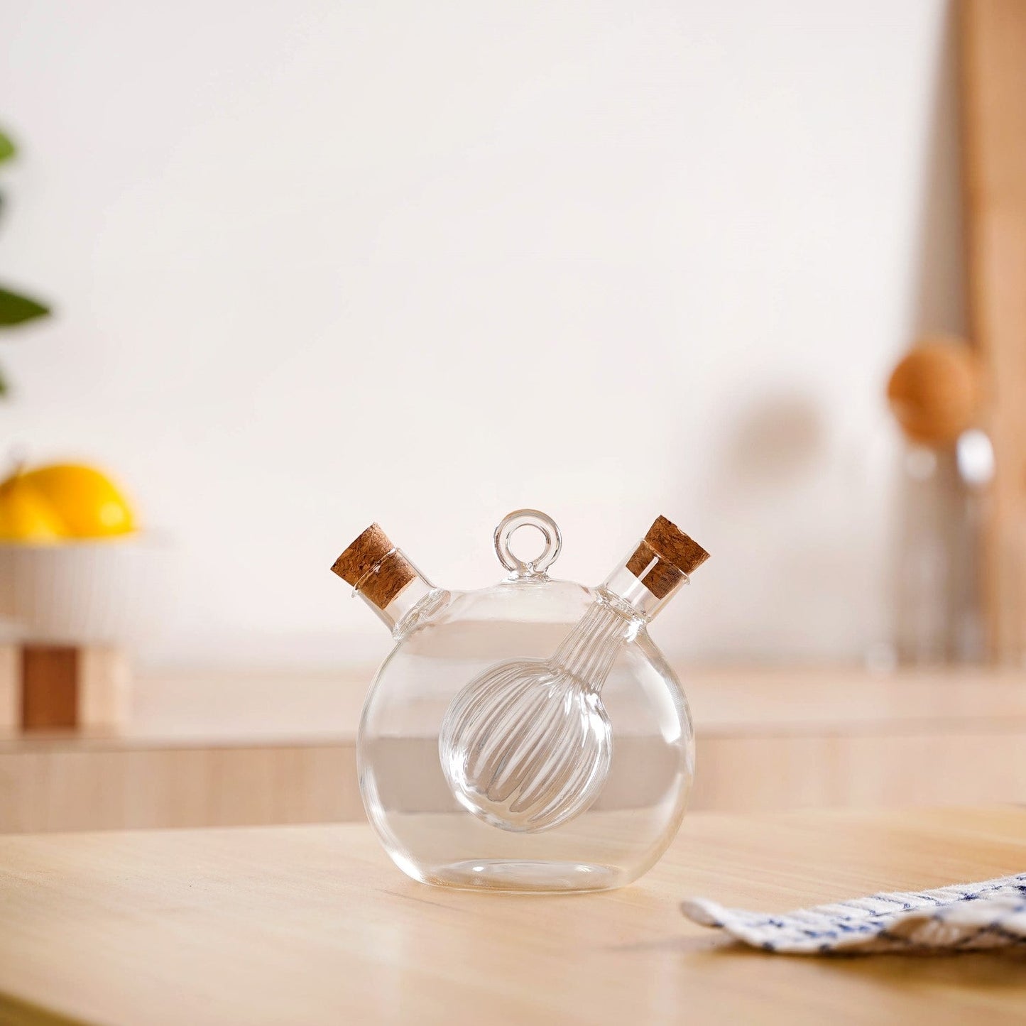 Round Reeded 2 in 1 Glass Oil Vinegar Dispenser Bottle