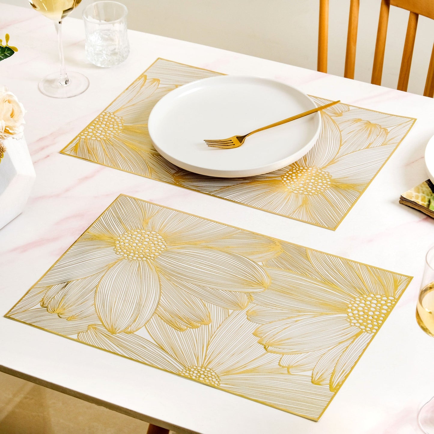 Luxe Golden Petals Table Mat Set Of 6