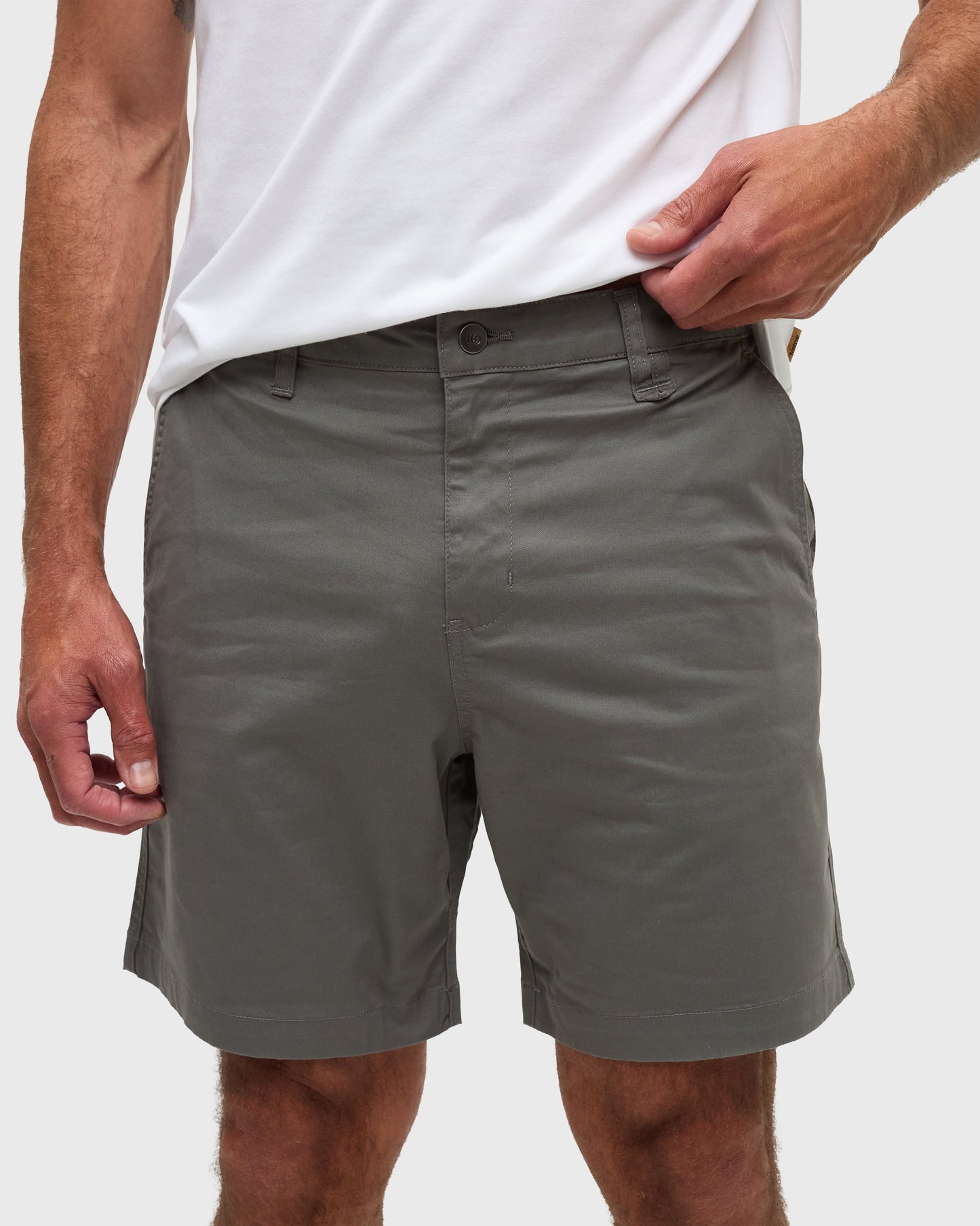 7" Twill Latitude Short