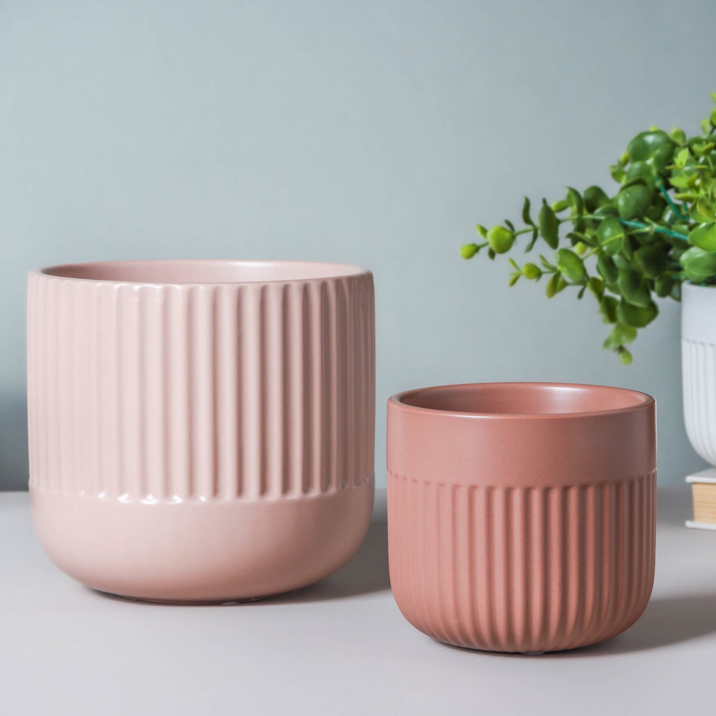 Ribbed Flower Pot