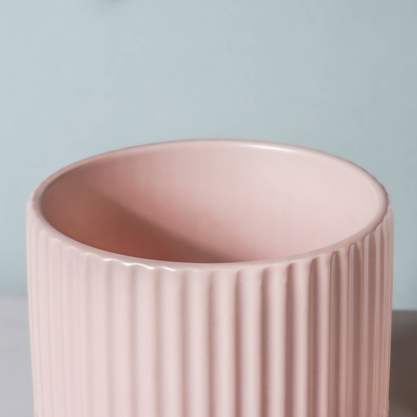 Ribbed Flower Pot