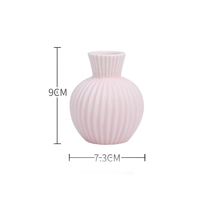 Mini Chromatic Vase