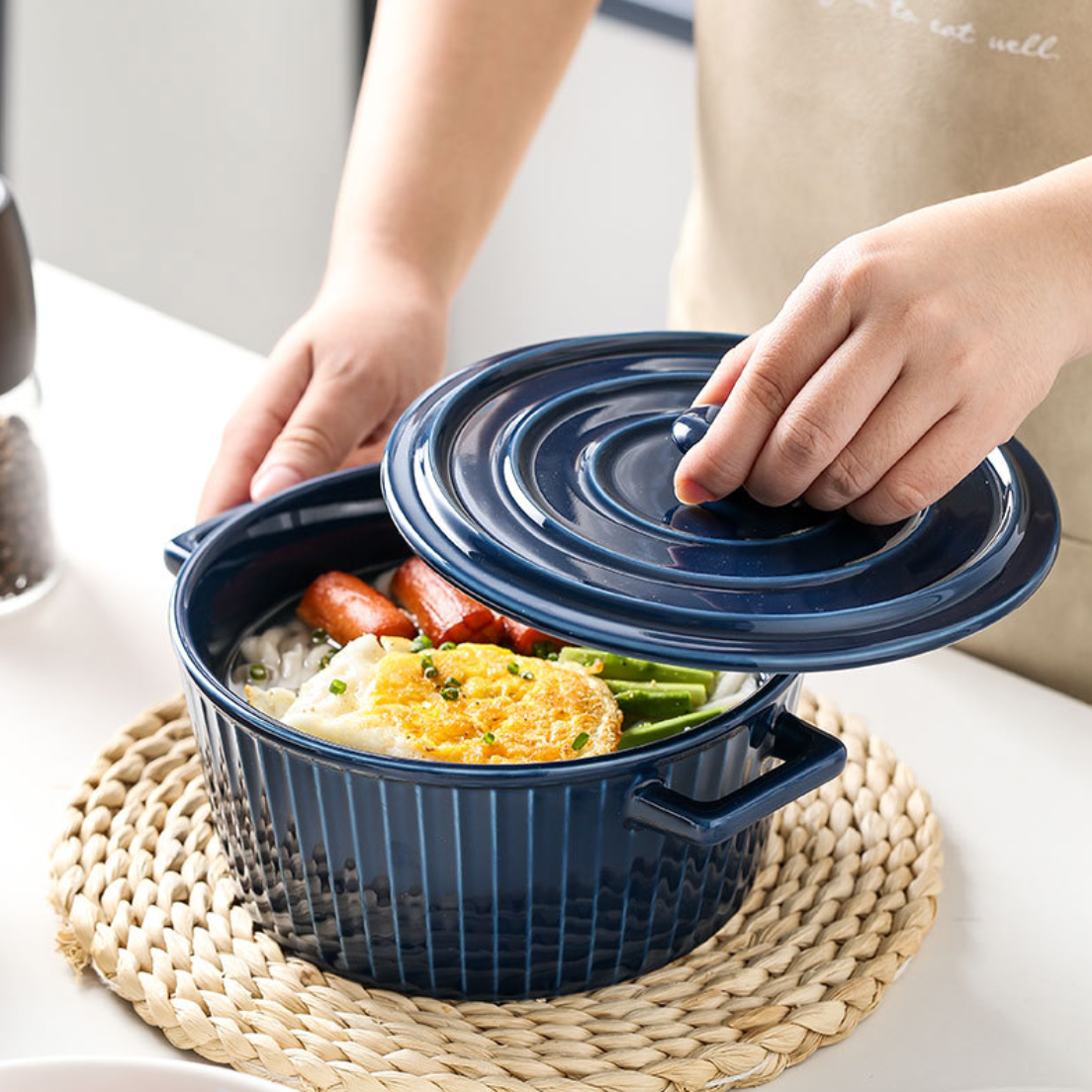 Serving Pot