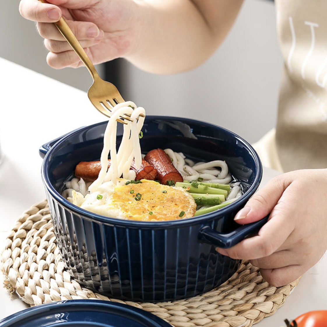 Serving Pot