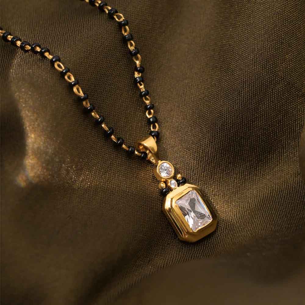Priyavi Diamond Mangalsutra