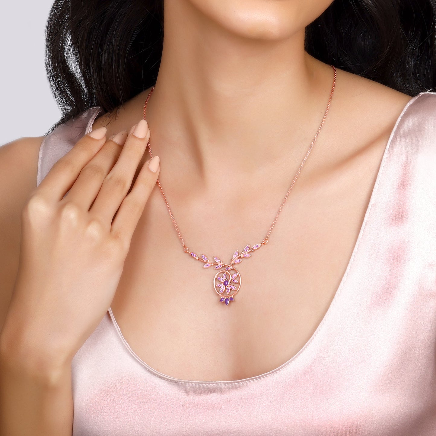 Rose Gold French Beauty Necklace