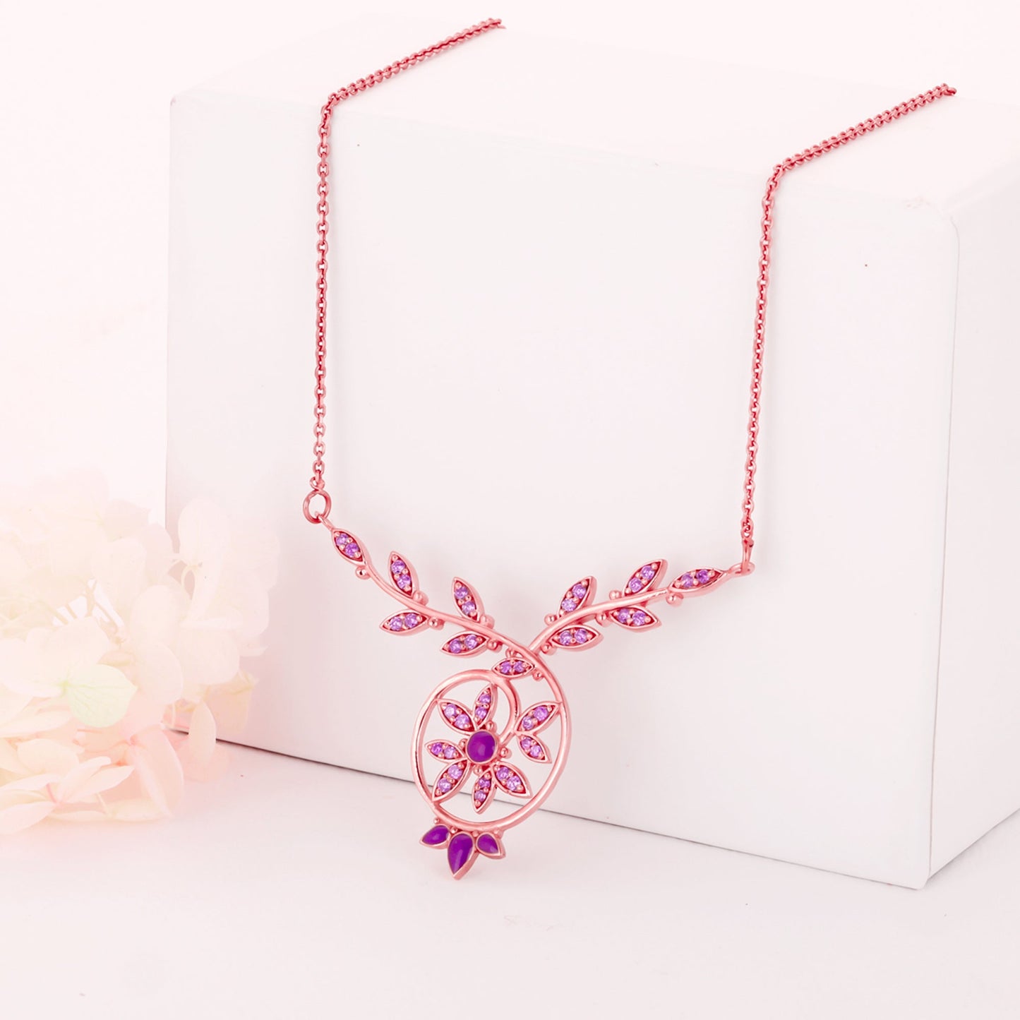Rose Gold French Beauty Necklace