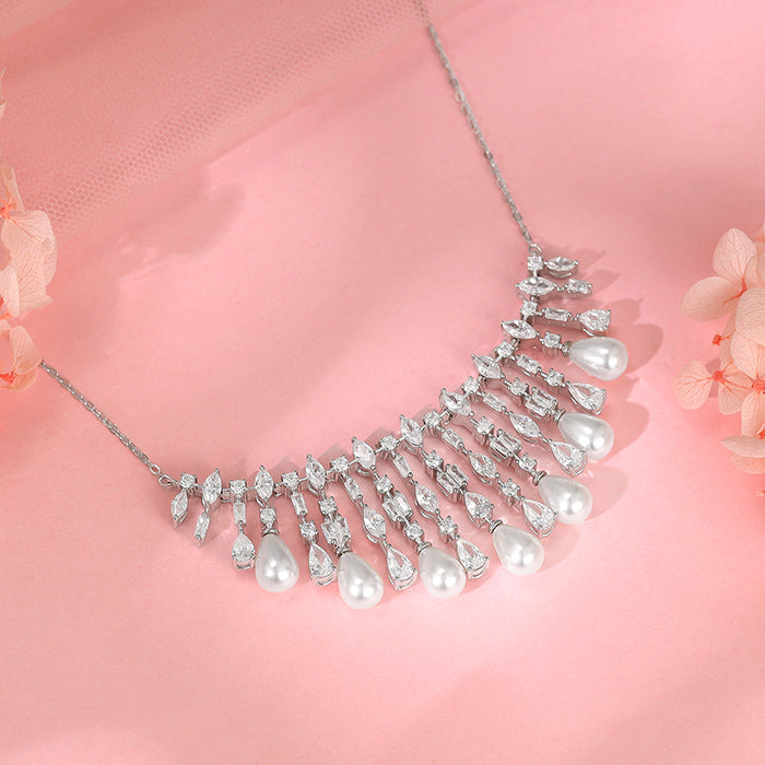 Silver Glamour Glow Necklace