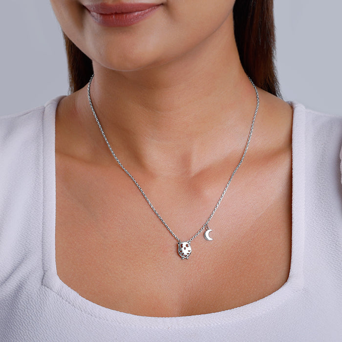 Silver Wanderers of The Night Necklace
