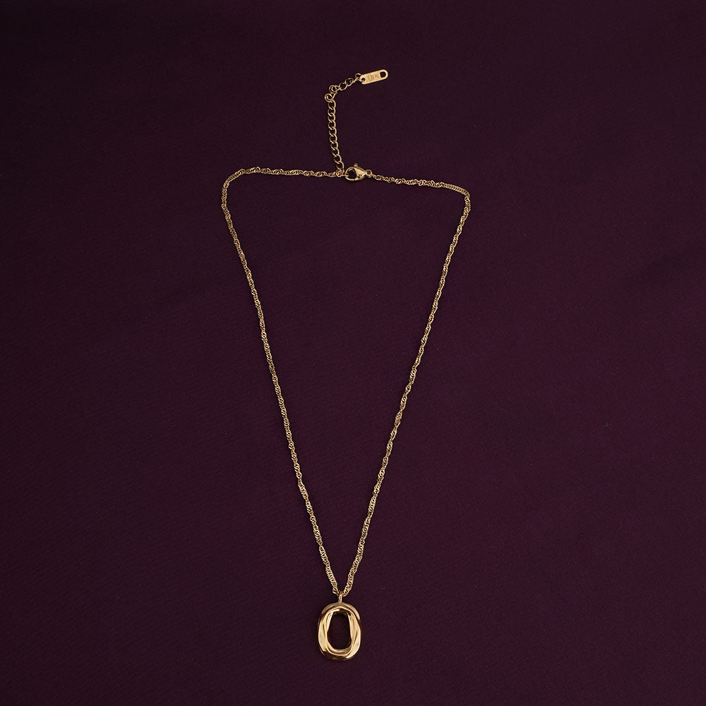 Wobbly Oval Necklace