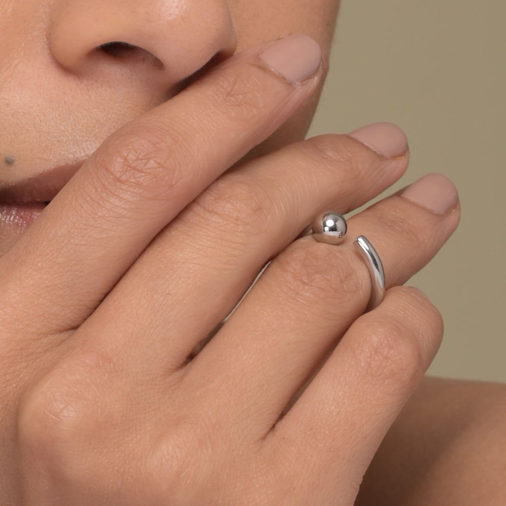 World's End Ring- 925 Silver