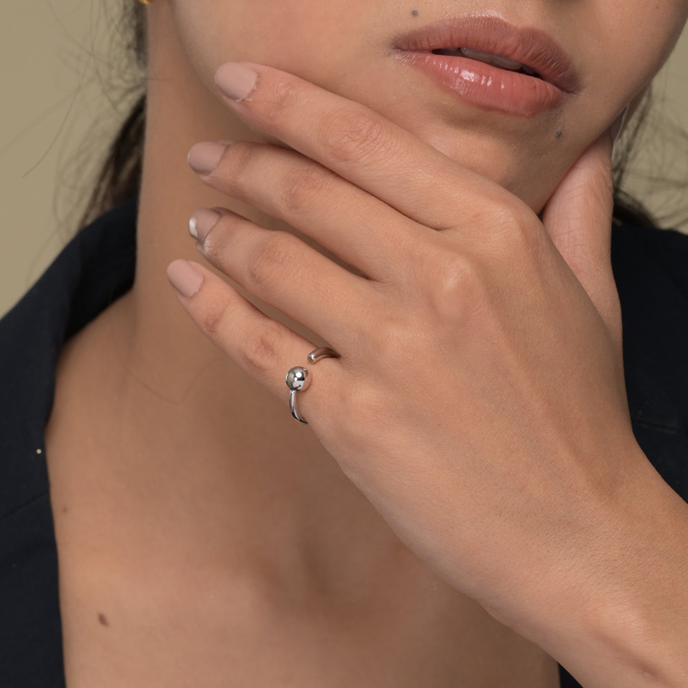 World's End Ring- 925 Silver