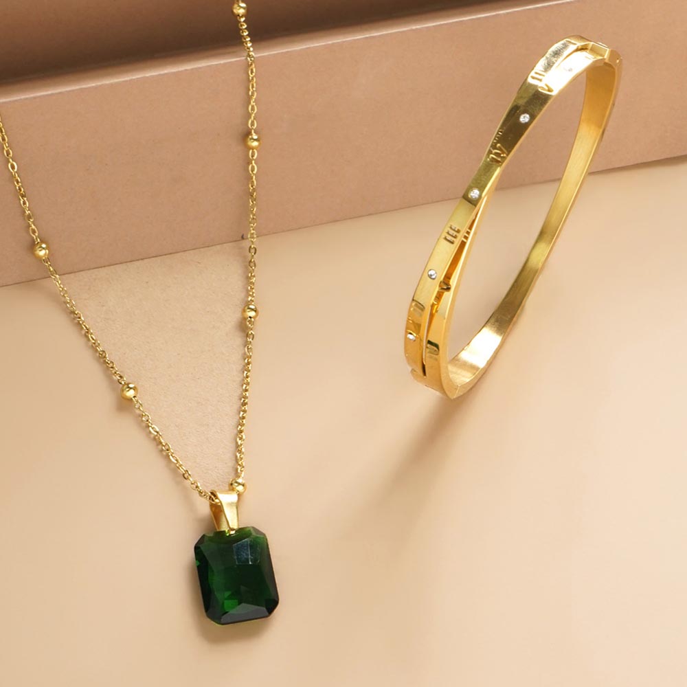 Roman Tales Bracelet & Dazzling Emerald Necklace Combo Set