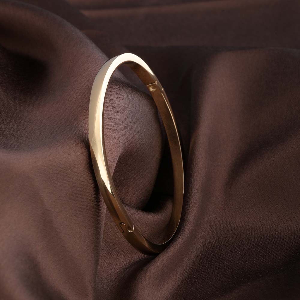 Sleek Simplicity Gold Bangle Bracelet