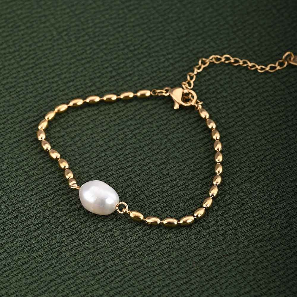 Oval Oasis Gold Chain Bracelet