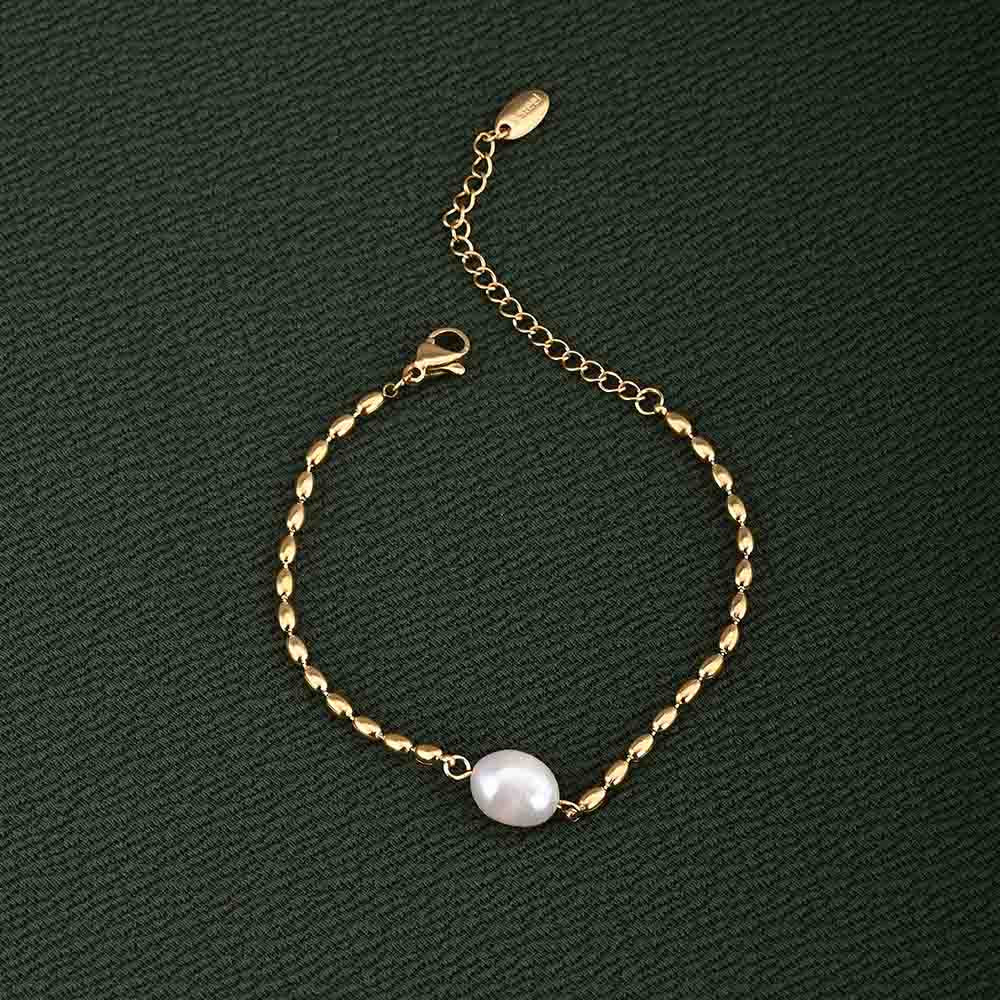 Oval Oasis Gold Chain Bracelet