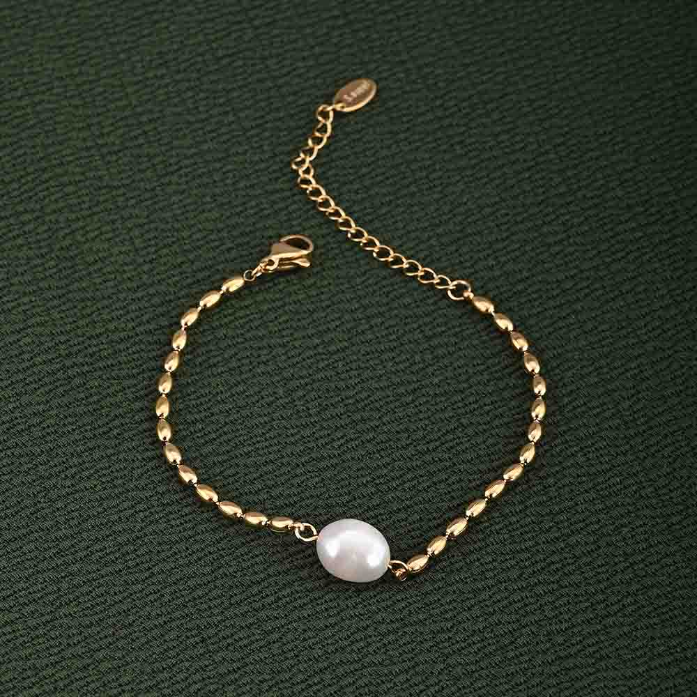 Oval Oasis Gold Chain Bracelet