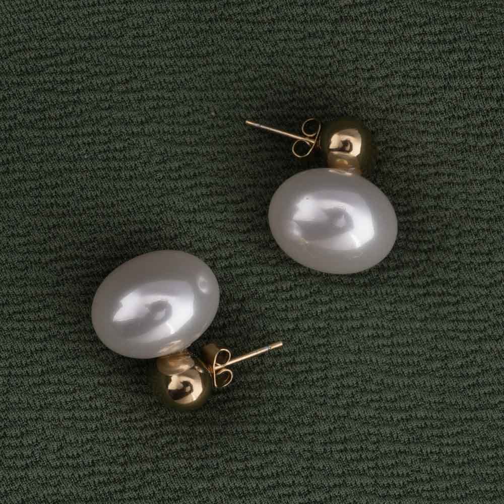 Pearl Gold Stud Earrings