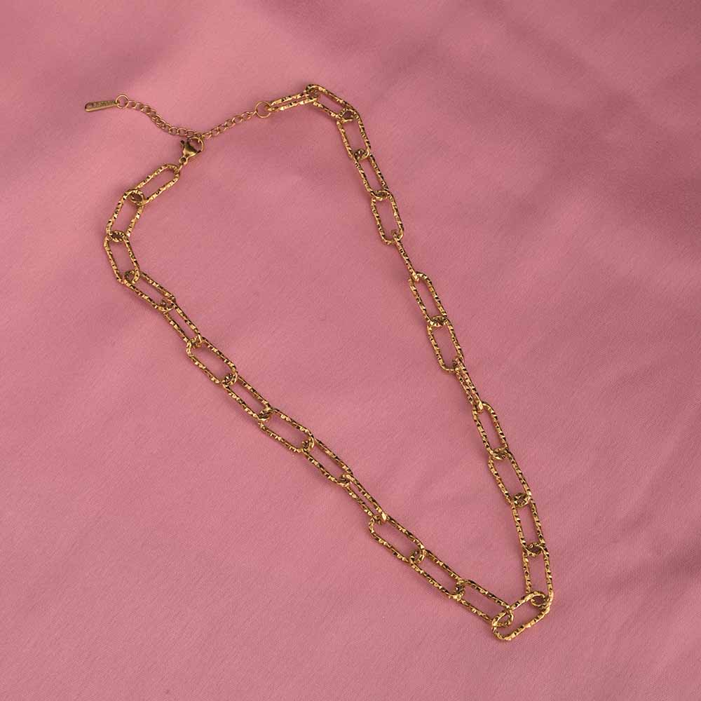Shimmering Link Chain Necklace