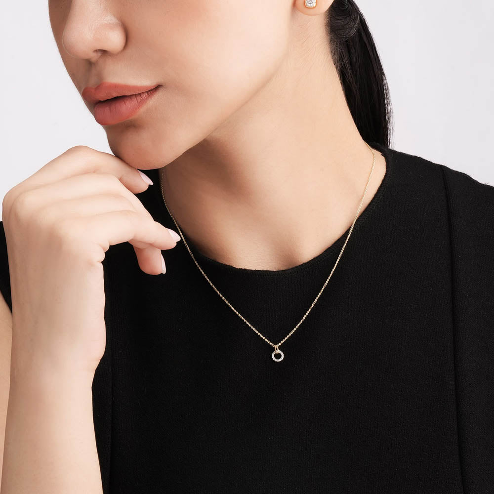 Luna Swing 9KT Gold Lab Grown Diamond Halo Necklace