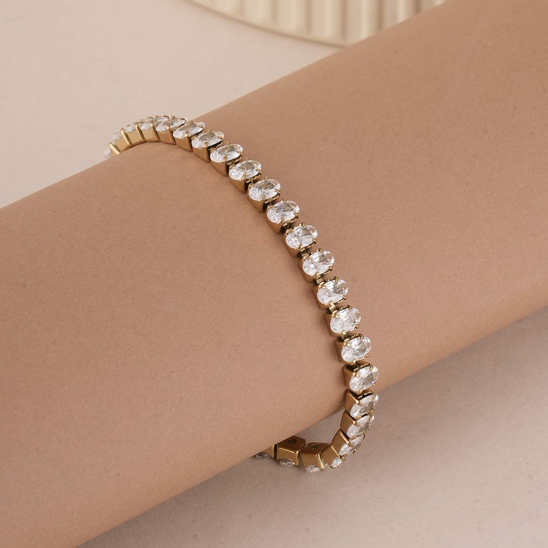 Premium Oval Diamond Bracelet