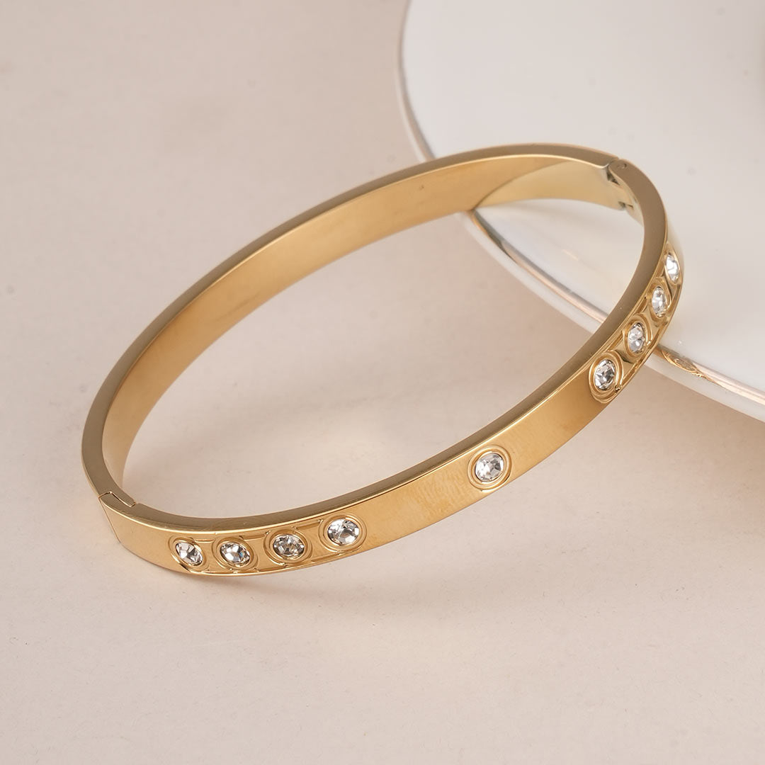 Round Diamond Bangle Bracelet