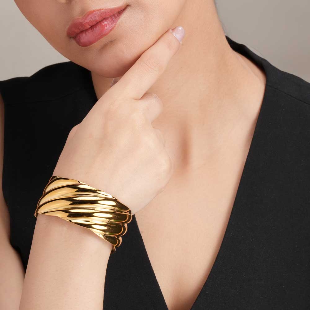 Wavy Gold Cuff Bracelet