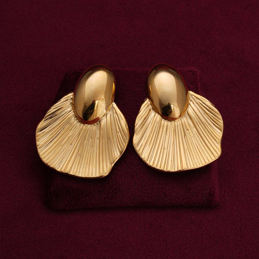 Goldfish Tail Shaped Stud Earrings