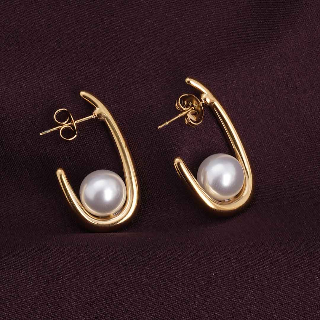Pearl Elegance Hoop Earrings