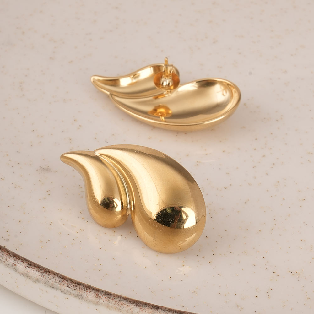 Chic Teardrop Stud Earrings