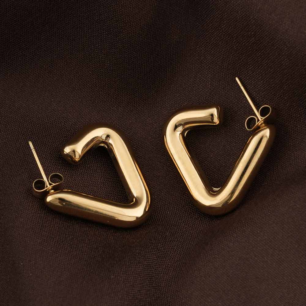 Gold D-Shape Earrings