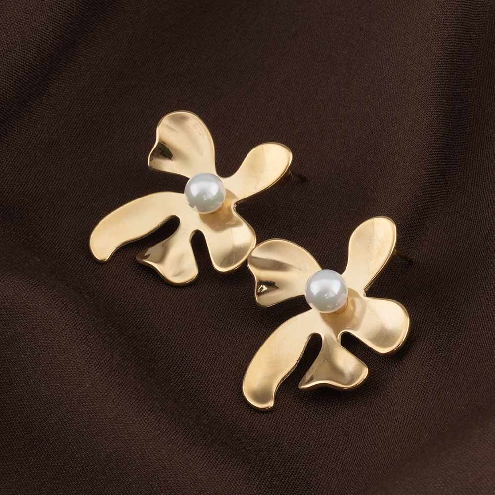 Flower Pearl Earrings