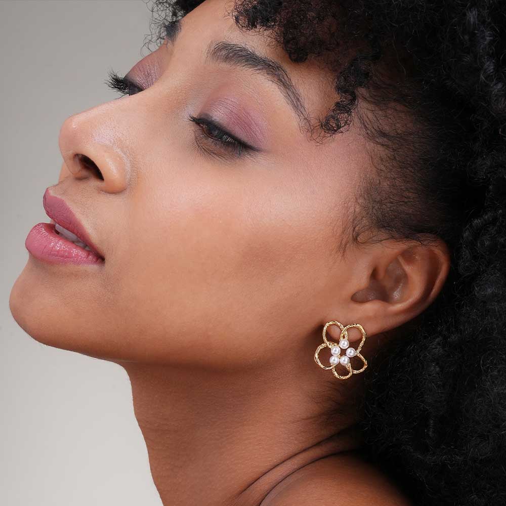 Gold Flower Pearl Earrings