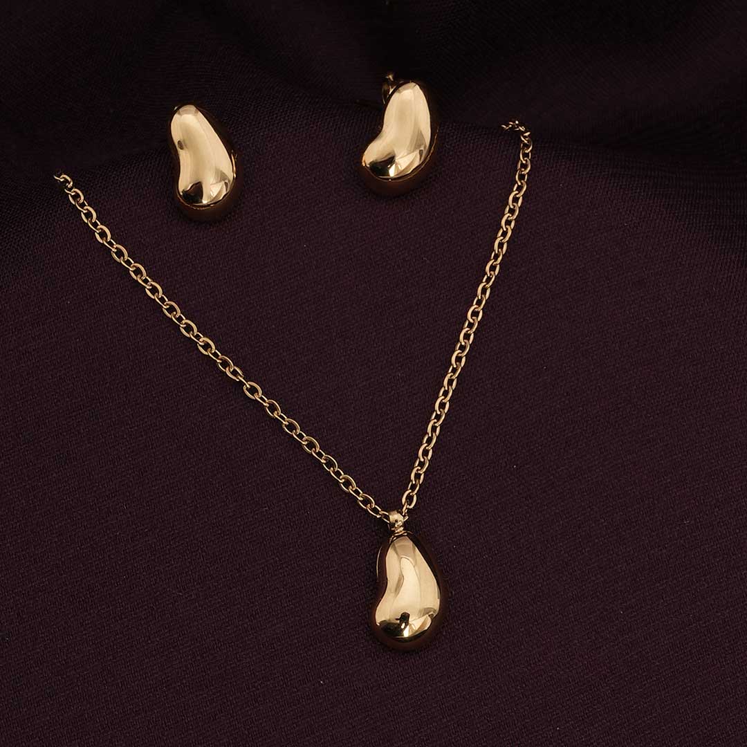 Gold Cashew Jewellery Set