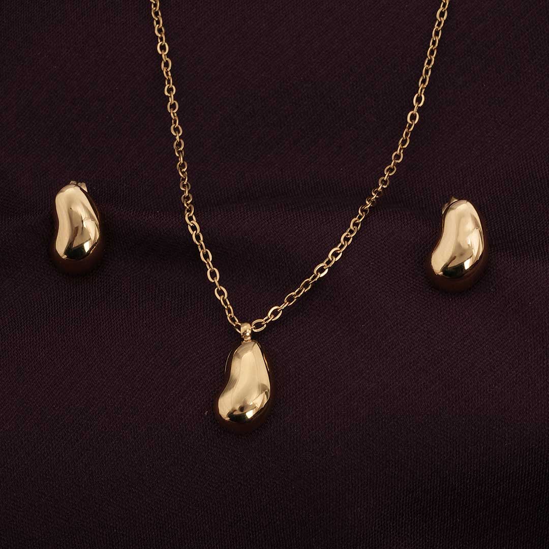 Gold Cashew Jewellery Set