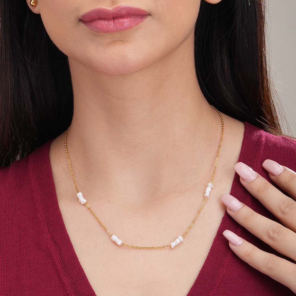 Pearl Clusters Gold Necklace