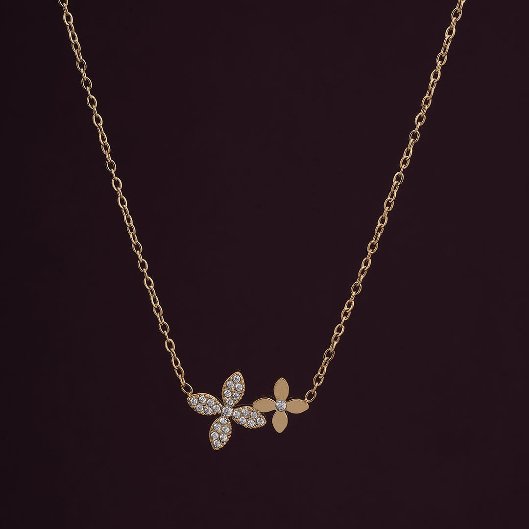 Shinning Four Petals Flower Necklace