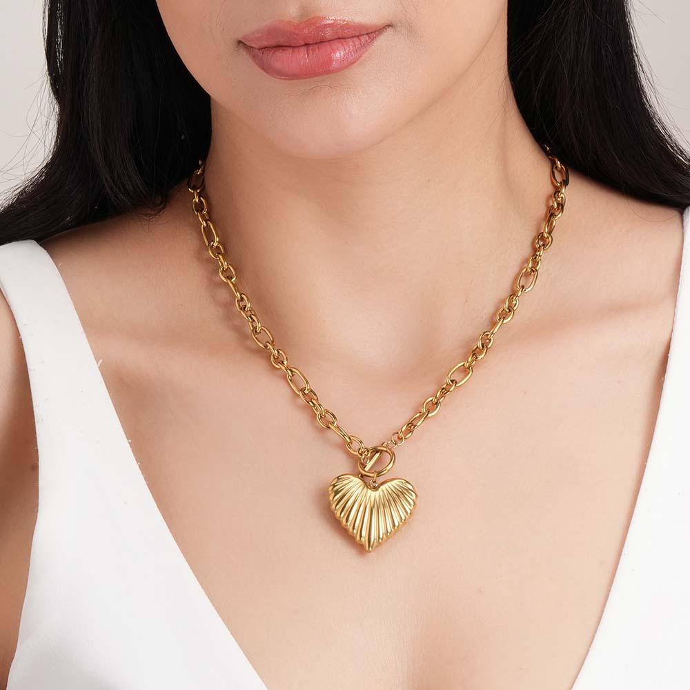 Engraved Heart Chain Necklace