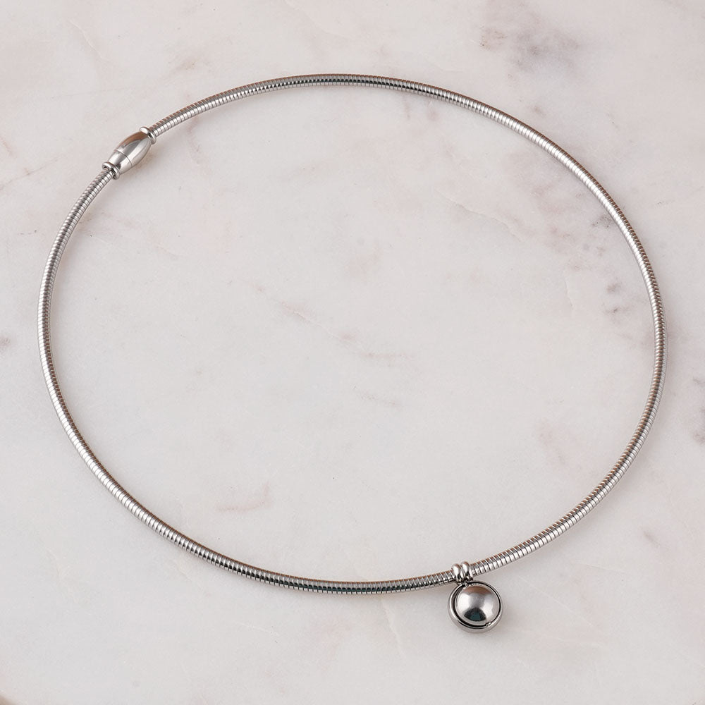 Stylish Silver Ball Choker Necklace