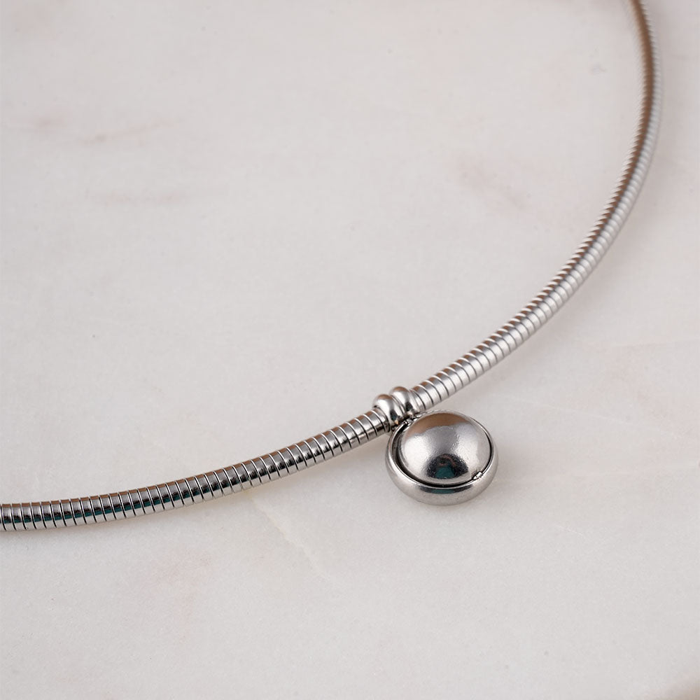 Stylish Silver Ball Choker Necklace