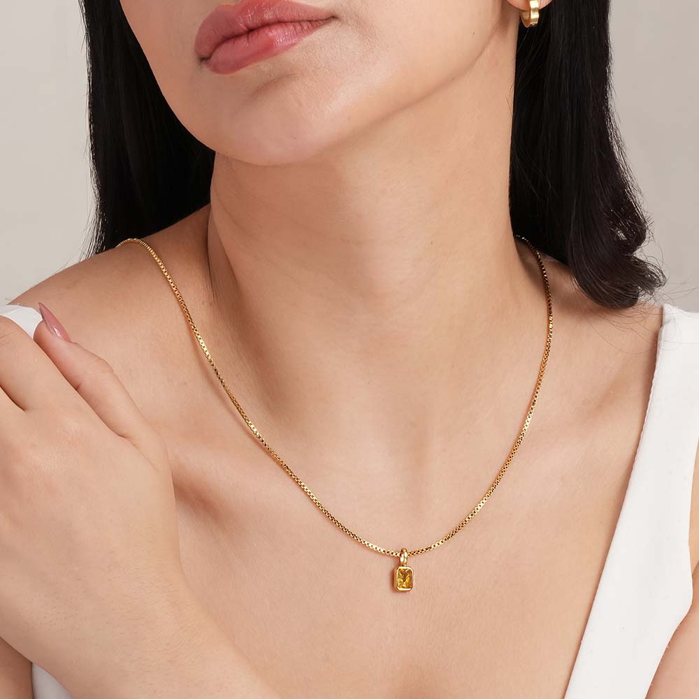 Graceful Yellow Stone Pendant